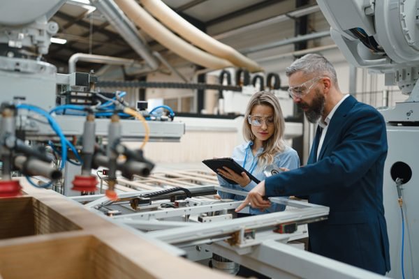Female,Engineer,And,Male,Project,Manager,Standing,In,Modern,Industrial Female,Engineer,And,Male,Project,Manager,Standing,In,Modern,Industrial